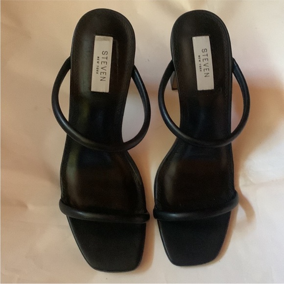 Steven NY Jersey Heels NEW - Picture 4 of 4